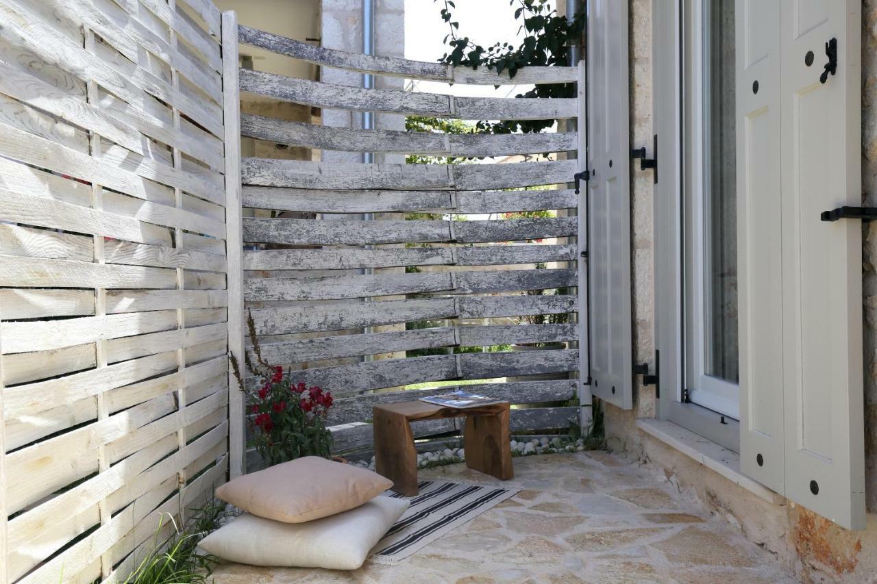 Appartamento Casa Ovata Tsoukaládhes Esterno foto